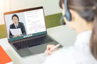 自宅から専任の担任とマンツーマン指導